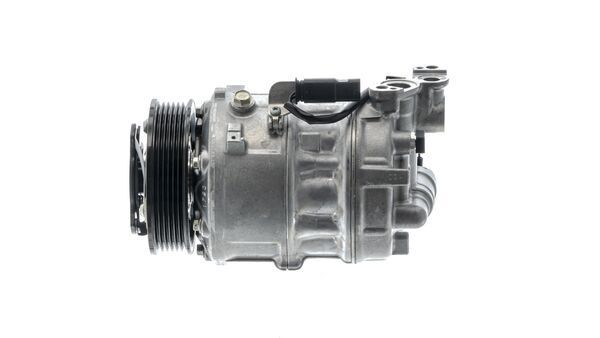 BMW G11-G30 B47-B48-B58 KLİMA KOMPRESSÖRÜ 64525A58A56 BMW G11-G30 B47-B48-B58 Klima Kompresörü OEM numarası 64525A58A56’dır. Bu parça araç klima sisteminin en önemli bileşenlerinden biridir ve soğutucu gazı sıkıştırarak sistemde dolaşmasını sağlar. Konumu motor bölmesinde